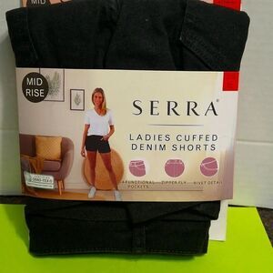 Serra Cuffed Denim Shorts Size 16 ....NIP